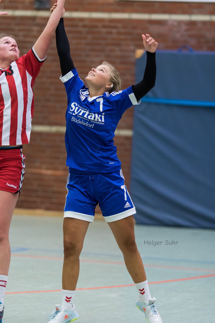 Bild 173 - Frauen Barmstedter TS - Buedelsdorfer TSV : Ergebnis: 26:12